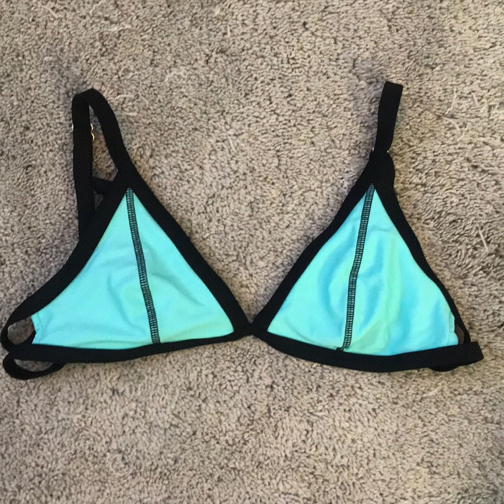 Bikini top